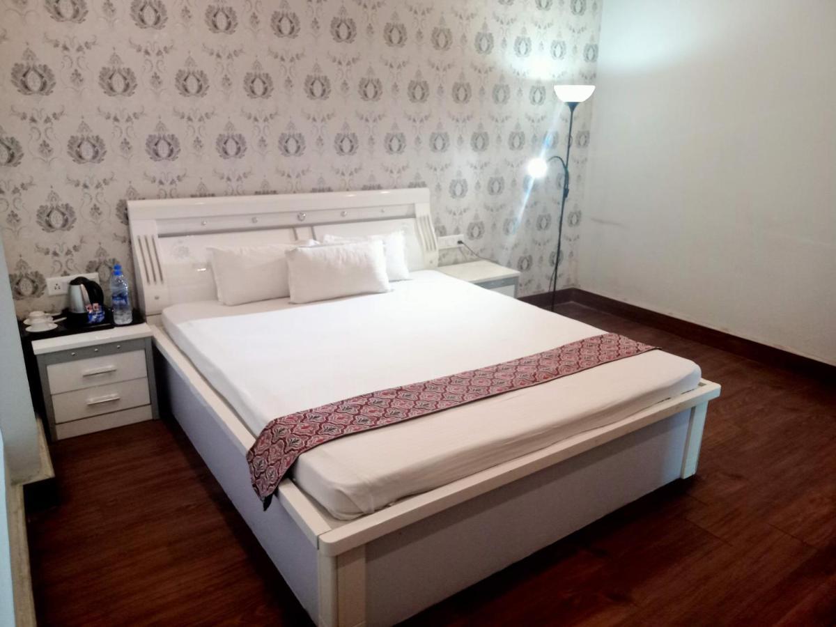 Ojas Hotel & Resort Durgāpur Екстериор снимка